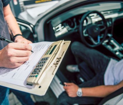 FitCAR-e Leistungen: Fahrzeug-Endkontrolle durch Meister